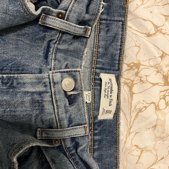 Curve Love 90s Ultra High Rise Straight Jeans, Size 24, medium wash - Picture 3 of 4